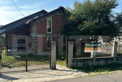 Comision 0 la cumparare! Vila/Casa cu vedere panoramica, sat - 2