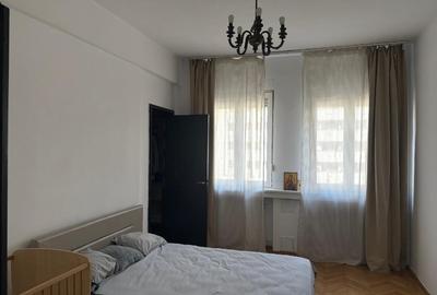 PIATA ROMANA direct proprietar (initial), apartament renovat, consolidat 1978 PIATA ROMANA direct proprietar (initial), apartament renovat, consolidat 1978 - 2