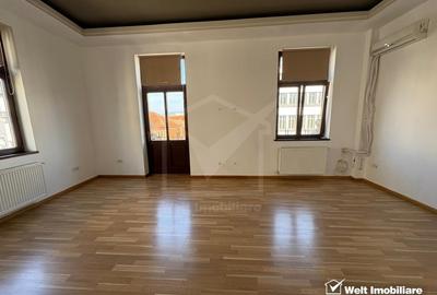 Spatiul comercial de inchiriat in cladire istorica, Piata Avram Iancu - 4
