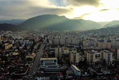 Apartament in vila, Central, cu potential rezidential/ investitional/ birouri - 1