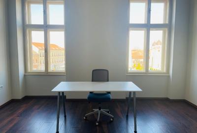 Apartament cu 3 camere semidecomandat, mobilat în Sinaia - 9