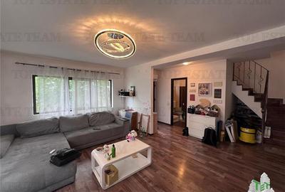 Casa cuplata.curte individuala generoasa, cu 3 camere,2 bai, P+1E+Pod, cu toate - 8