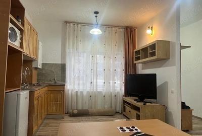 Spațiu comercial, de 55 mp, în Central - 3