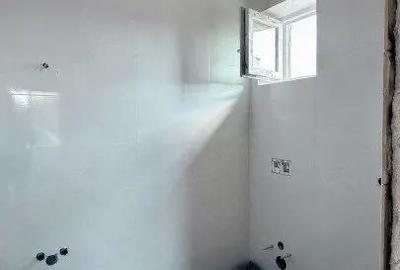 Casă cu 4 camere cu Canalizare în Sânandrei