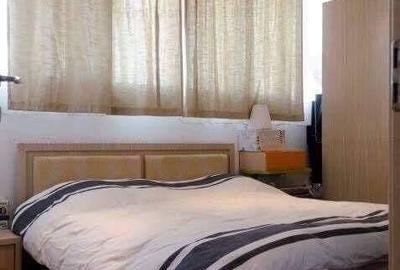 Apartament cu 4 camere decomandat în Complex Studențesc - 3