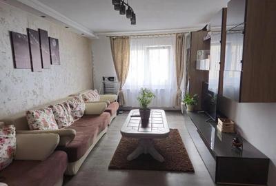 Apartament 2 camere, decomandat - zona Noua - 1