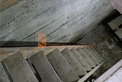 Casă cu 3 camere decomandat cu Teren 1378 Mp în Costești - 10