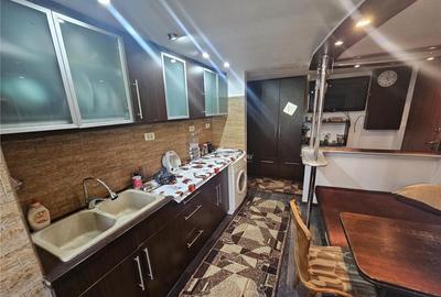 Resita, 2 Cam. Dec., Mobilat Utilat, Micro 4 - 6