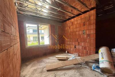 Casă cu 4 camere cu Teren 418 Mp în Oncea - 6