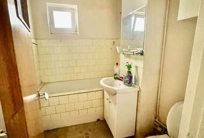 Apartament cu 4 camere semidecomandat în Teiul Doamnei - 15