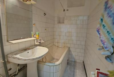 Apartament cu 3 camere nedecomandat în Central - 15