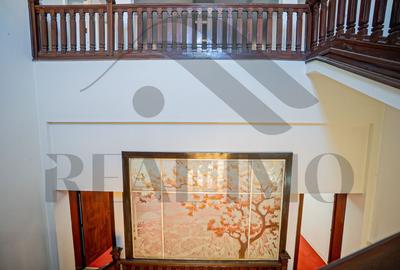 Casă individuală cu 63 camere cu Canalizare în P-ța Romană - 32