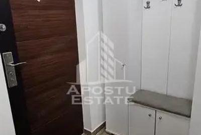 Spațiu comercial, de 30 mp, în Intim