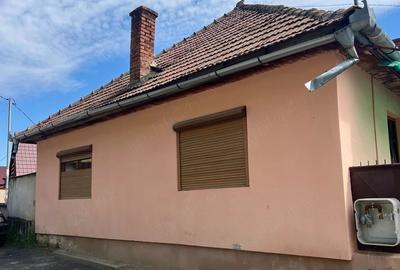 Casă cu 2 camere cu Teren 259 Mp în Rășinari - 1