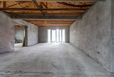 Casă cu 4 camere în Exterior Vest - 2