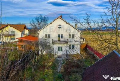 Casă cu 5 camere cu Garaj în Stupini - 1