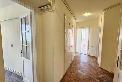 0 % comision Spatiu pentru birouri sau cabinete, strada Dacia-Central - 5