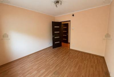 Apartament cu 2 camere decomandat în Titan - 4