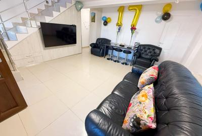 Duplex Mobilat  4 Camere  2 Bai  Teren 208 mp - 6