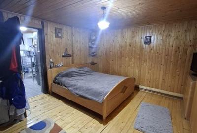 Casă cu 4 camere cu Teren 1600 Mp în Central - 15
