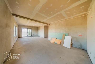 Casă cu 5 camere cu Teren 1000 Mp în Mândruloc - 1