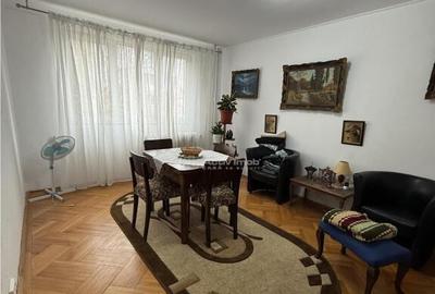 Apartament cu 2 camere decomandat în 1 Decembrie 1918