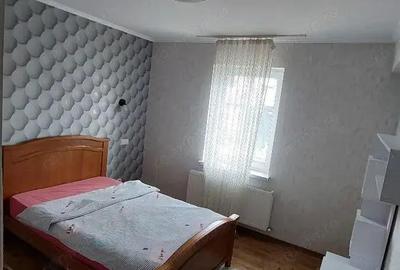 Apartamnet cu 3 camere de inchiriat in zona Bartolomeu - 1