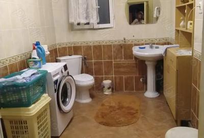 Casă cu 6 camere în Pucioasa - 9