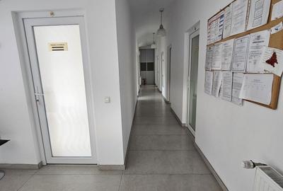 Spațiu comercial, de 550 mp, în Central - 3