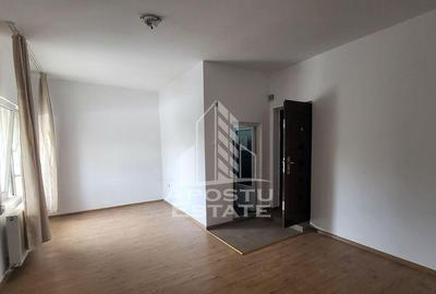 Casă cu 30 camere cu Teren 1000 Mp în Central - 2