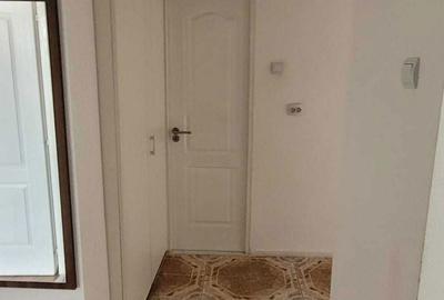 Apartament cu 3 camere decomandat în Central - 2