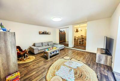 Casa Inedita , 300 mp utili, P+M,  5 bai, 6 dormitoare , 1975 mp teren,  Sacalaz - 2