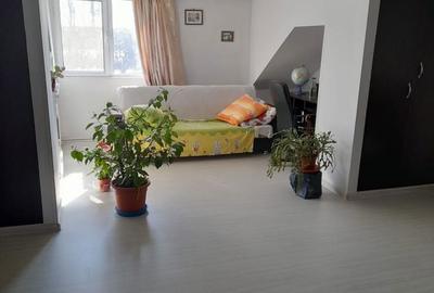 Casă cu 3 camere în Central - 1