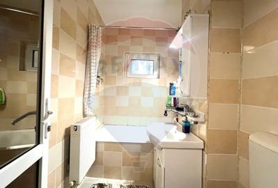 Apartament cu 2 camere semidecomandate de vânzare în zona Republicii - 8