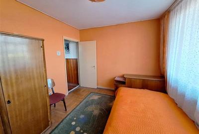 Apartament cu 3 camere decomandat în 9 Mai - 3