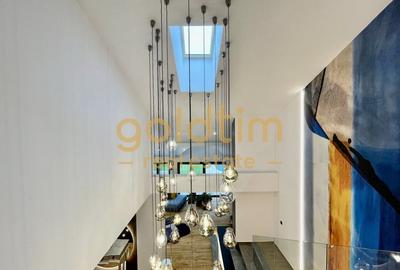 UNICA/ABSOLUT SUPERBA/ VILA INDIVIDUALA/IANCU NICOLAE/CURTE GENEROASA - 68