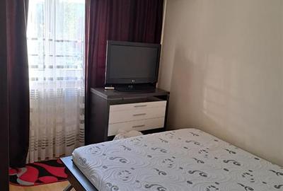 Apartament cu 3 camere decomandat, mobilat în Baza 3 - 3