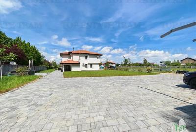 Casă cu 5 camere cu Teren 1164 Mp în Corbeanca - 3