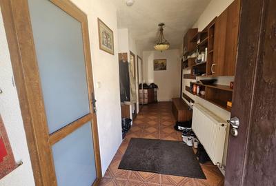 Casă individuală cu 5 camere cu Teren 159 Mp în Schei - 10