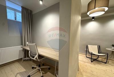 Apartament cu 2 camere decomandat, mobilat în Calea Călărașilor