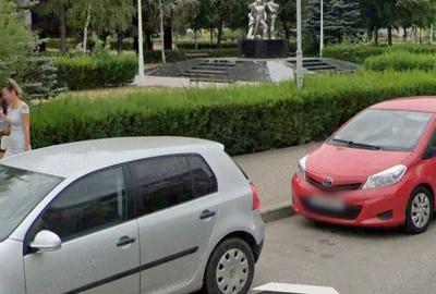 Vind apartament 3 camere decomandat