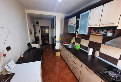 Apartament luminos, 3 camere, aproape de metrou ? 0% comision cumparator - 12