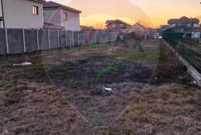 Teren langa Scoala Gimnazial Fantanele 600 mp cu acces la utilitati - 3