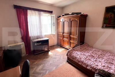 Casă cu 4 camere cu Teren 345 Mp în Central - 1