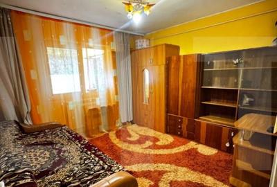 Apartament cu 2 camere semidecomandat, mobilat în Central