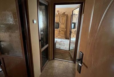 Apartament cu 4 camere semidecomandat - 5