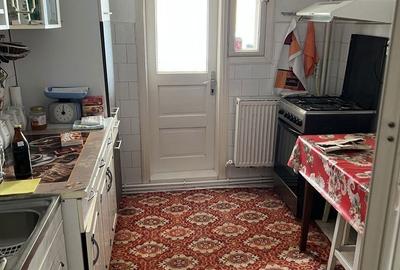 Apartament cu 2 camere decomandat în C5 - 2