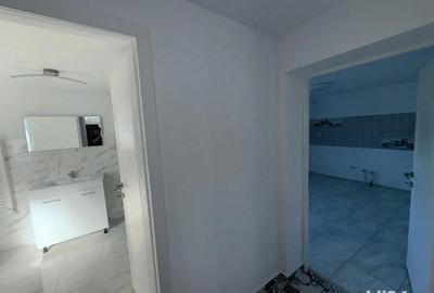 Casă cu 3 camere cu Teren 480 Mp în Roman - 5