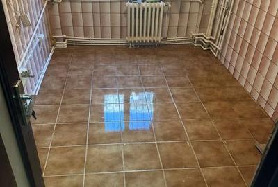 Apartament cu 3 camere decomandat în Crângași - 7