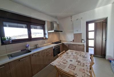 Casă cu 5 camere cu Teren 372 Mp în Daia - 12